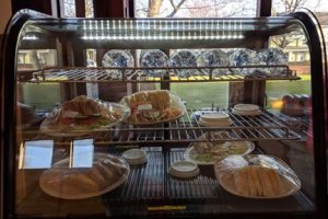 hot and cold food